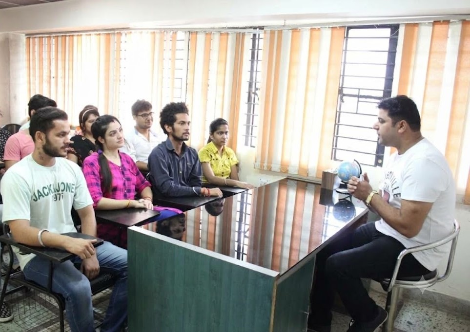 Classroom training at The Howards Council